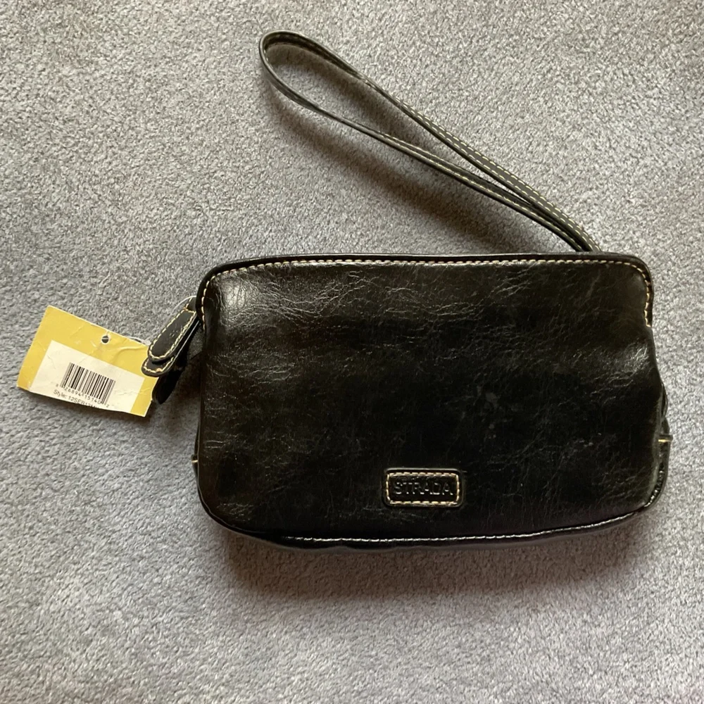 Cute STRADA Clutch Purse Wallet Carrying Strap Girl & Dog in Car Traveling